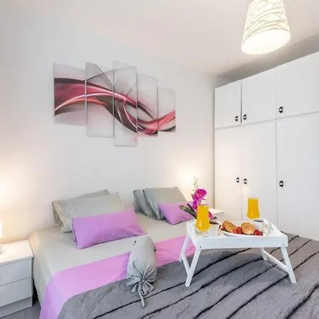 Apartment Jamblip - Two Bedroom With Balcony